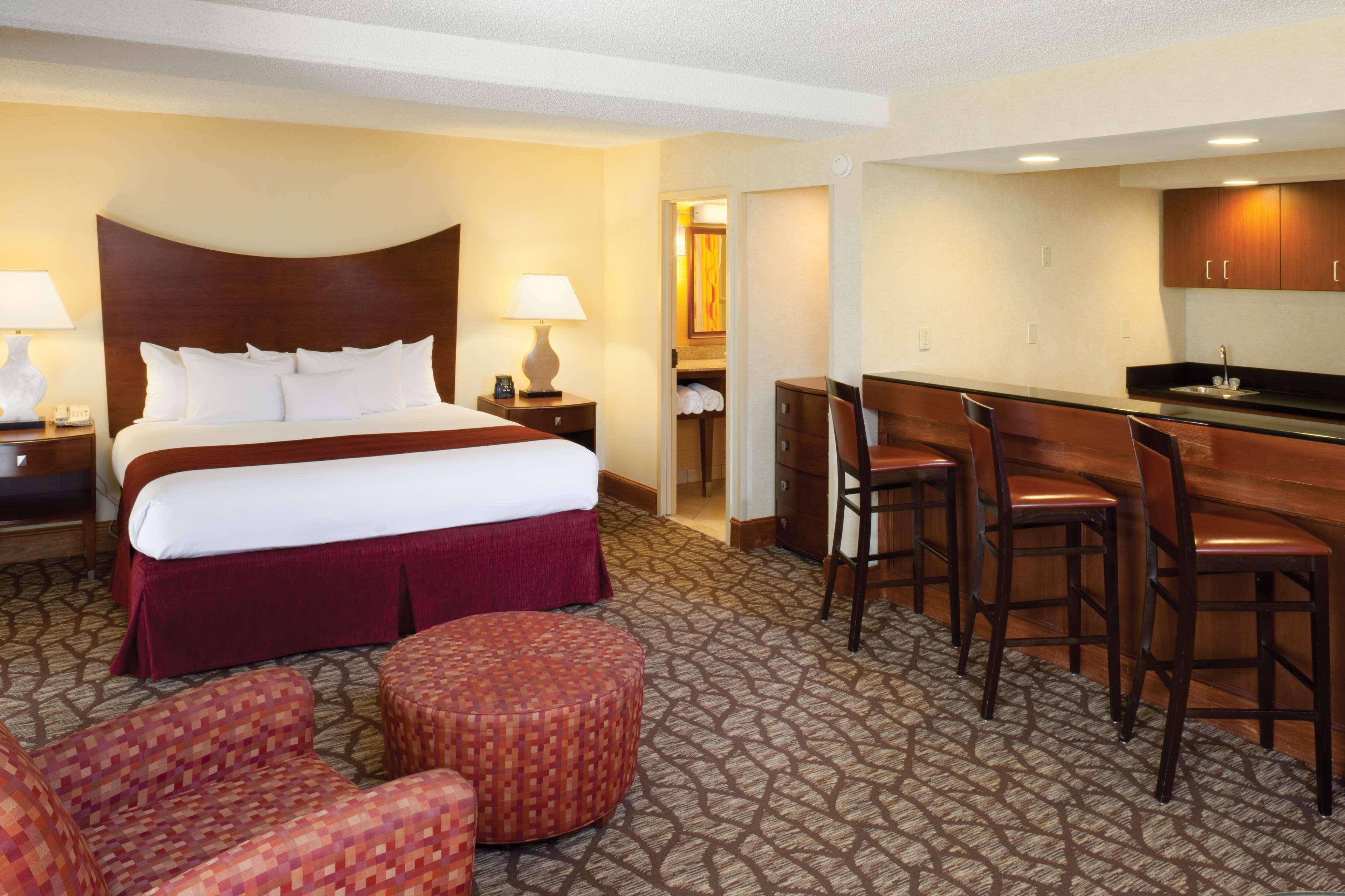 Doubletree By Hilton Johnson City Ngoại thất bức ảnh
