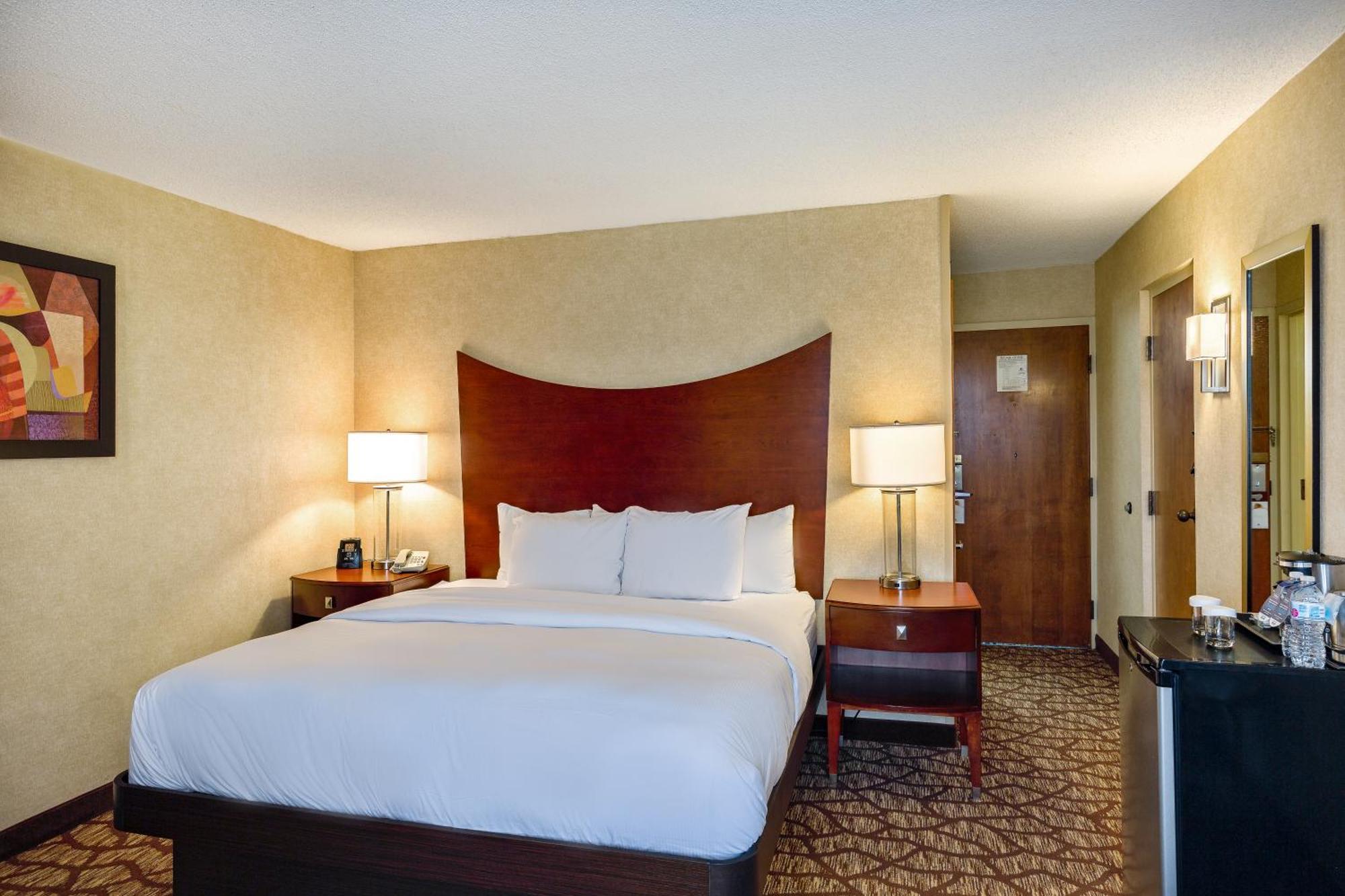 Doubletree By Hilton Johnson City Ngoại thất bức ảnh
