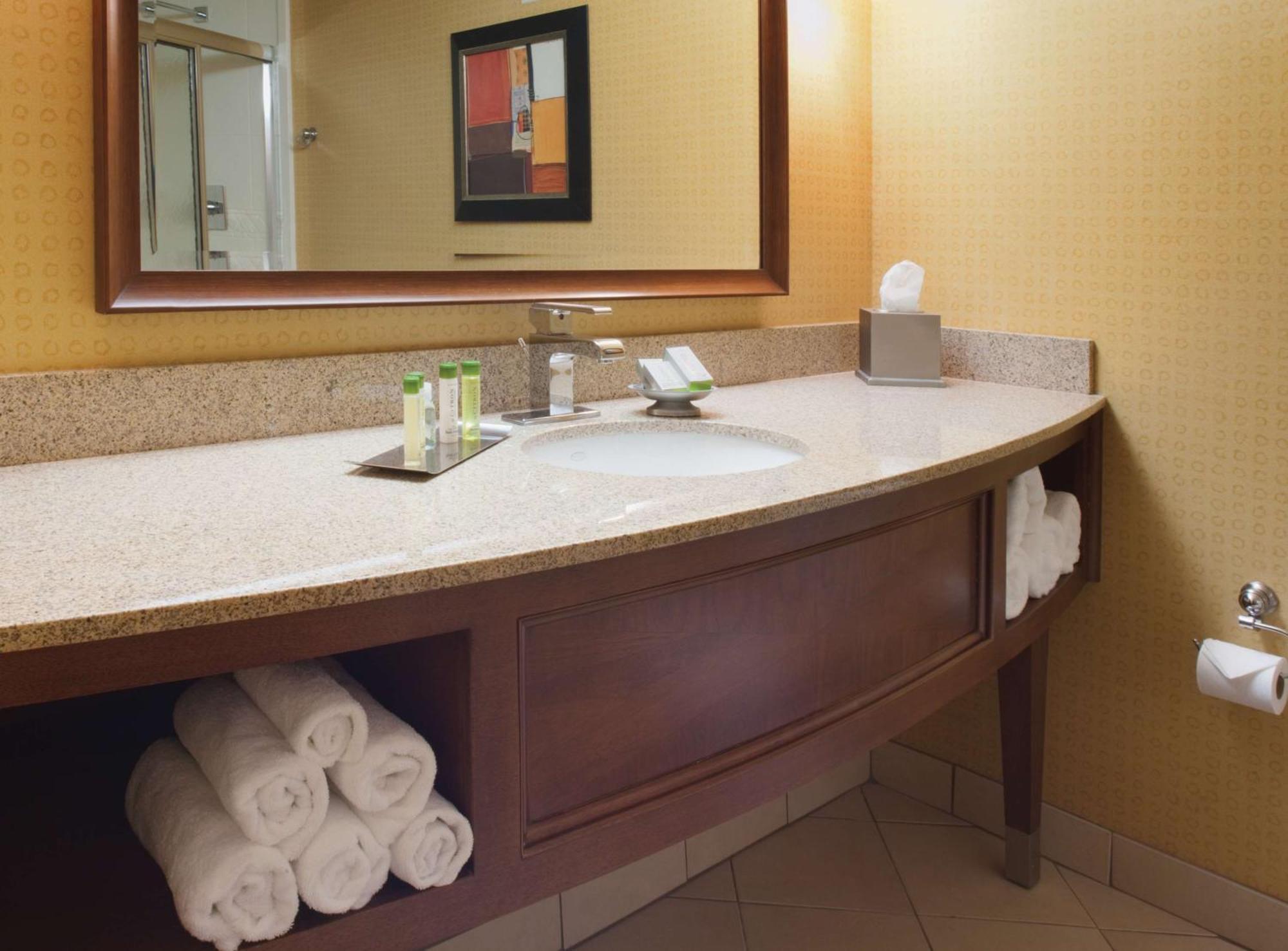 Doubletree By Hilton Johnson City Ngoại thất bức ảnh