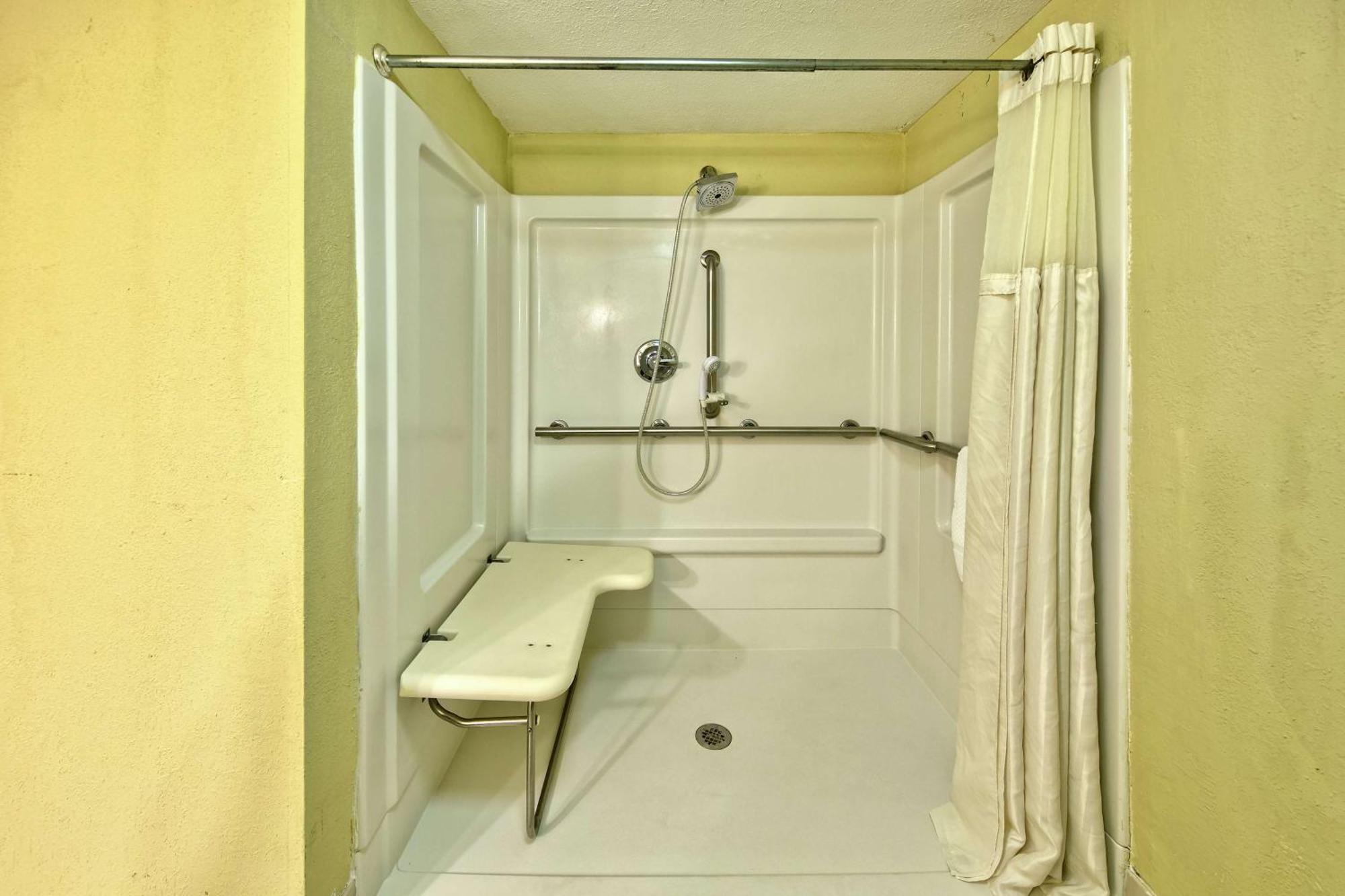 Doubletree By Hilton Johnson City Ngoại thất bức ảnh